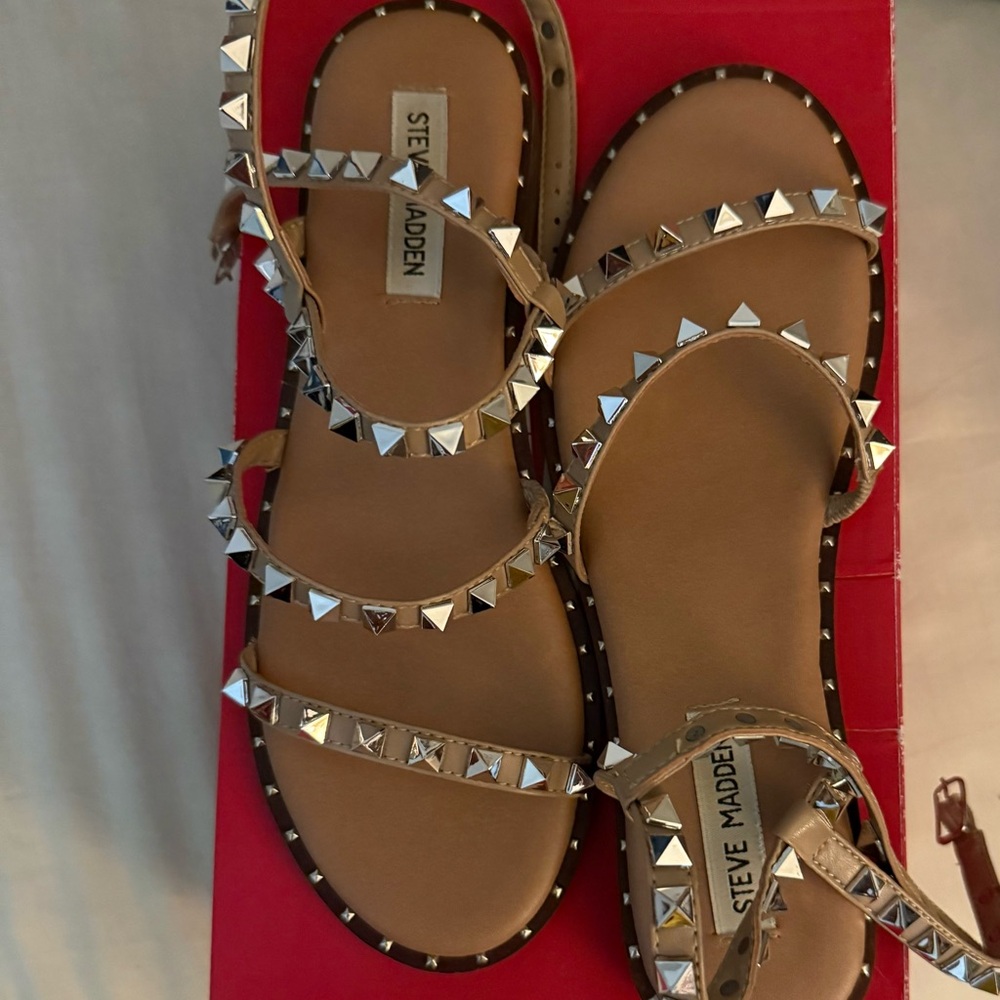 Steve Madden Silver Studded Tan Sandals